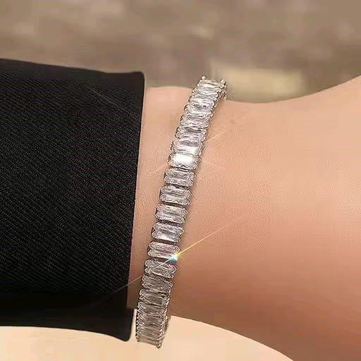 Silver-tone tennis bracelet - FylorSilver-tone tennis braceletFootwear